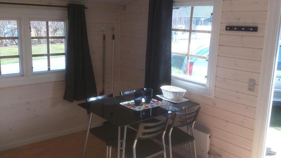 Tornby Strand Camping Cottages Hirtshals Szoba fotó